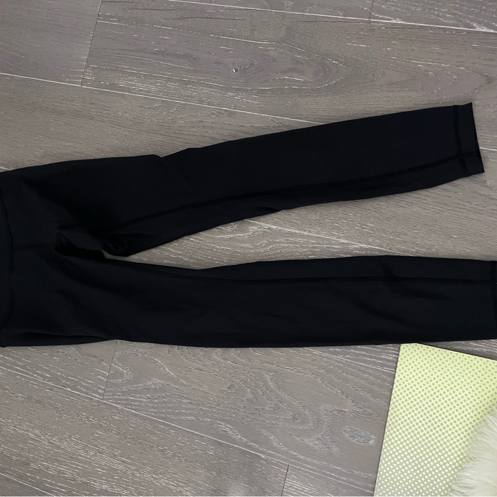 Lululemon wunder under 25”